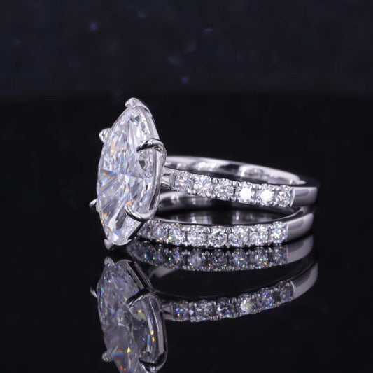Pear Cut Lab-Grown Diamond Engagement Ring - 18K White Gold
