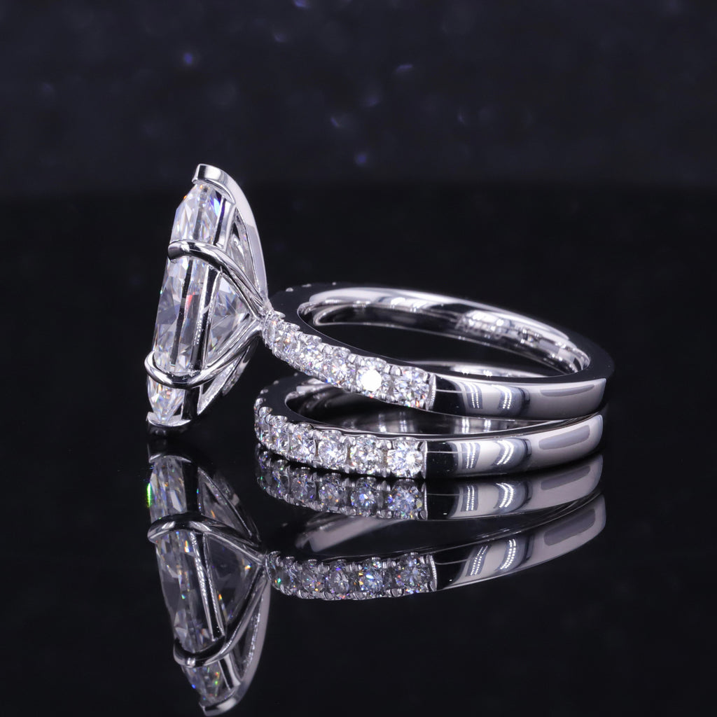 Pear Cut Lab-Grown Diamond Engagement Ring - 18K White Gold