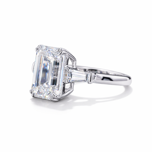 Emerald Cut Diamond Ring with Trapezoid Side Stones – 18K White Gold